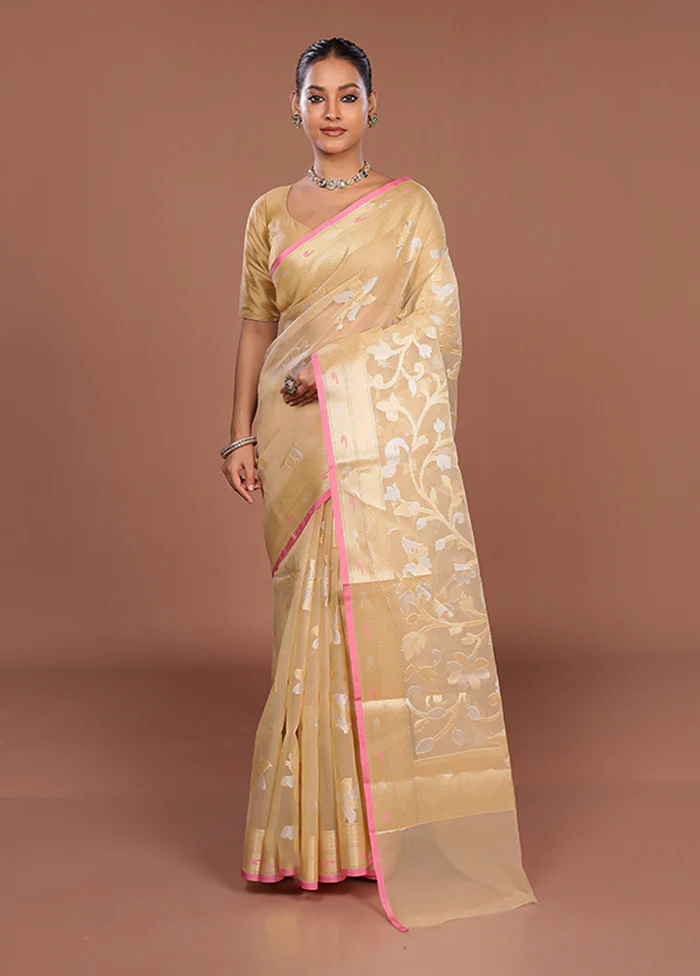Cream Organza Saree With Blouse Piece - Image 2
