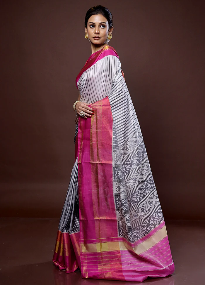 Cream Pochampally Pure Silk Saree With Blouse Piece - Image 5