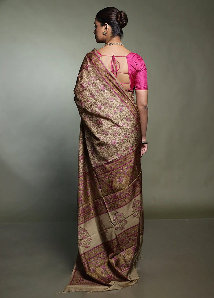 Cream Printed Pure Silk Saree Without Blouse Piece - Image 3