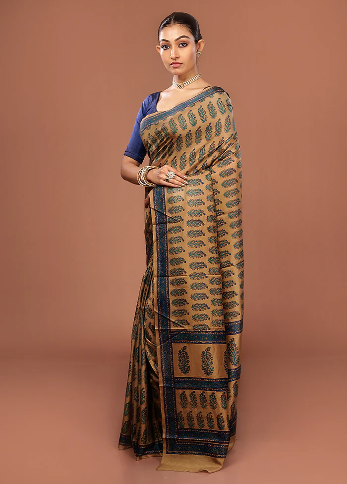 Brown Printed Pure Silk Saree Without Blouse Piece - Image 4