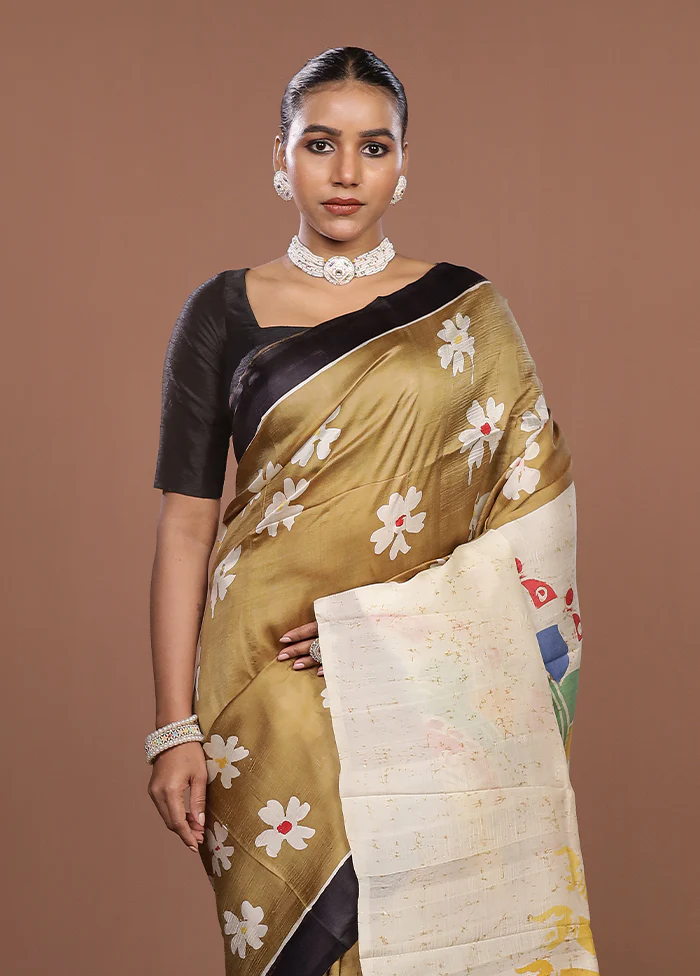 Cream Printed Silk Saree Without Blouse Piece