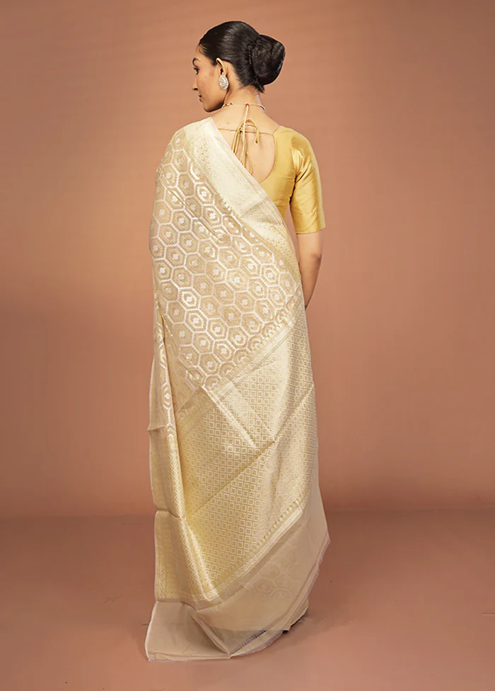 Cream Pure Cotton Saree With Blouse Piece - Image 3