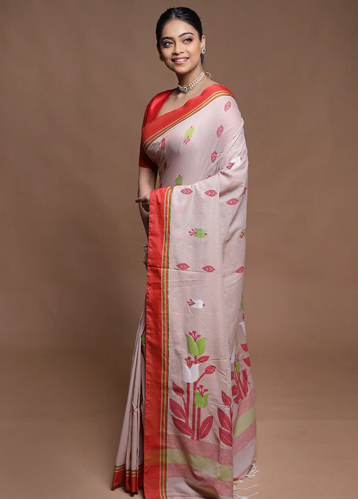 Cream Pure Cotton Saree With Blouse Piece - Image 4