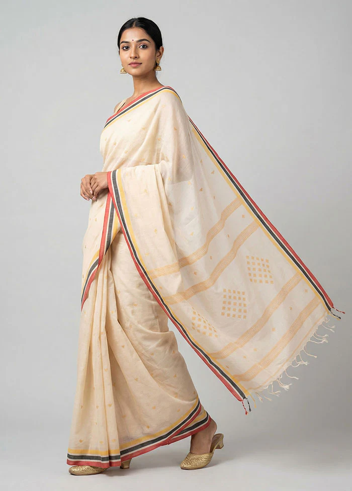 Cream Pure Cotton Saree With Blouse Piece