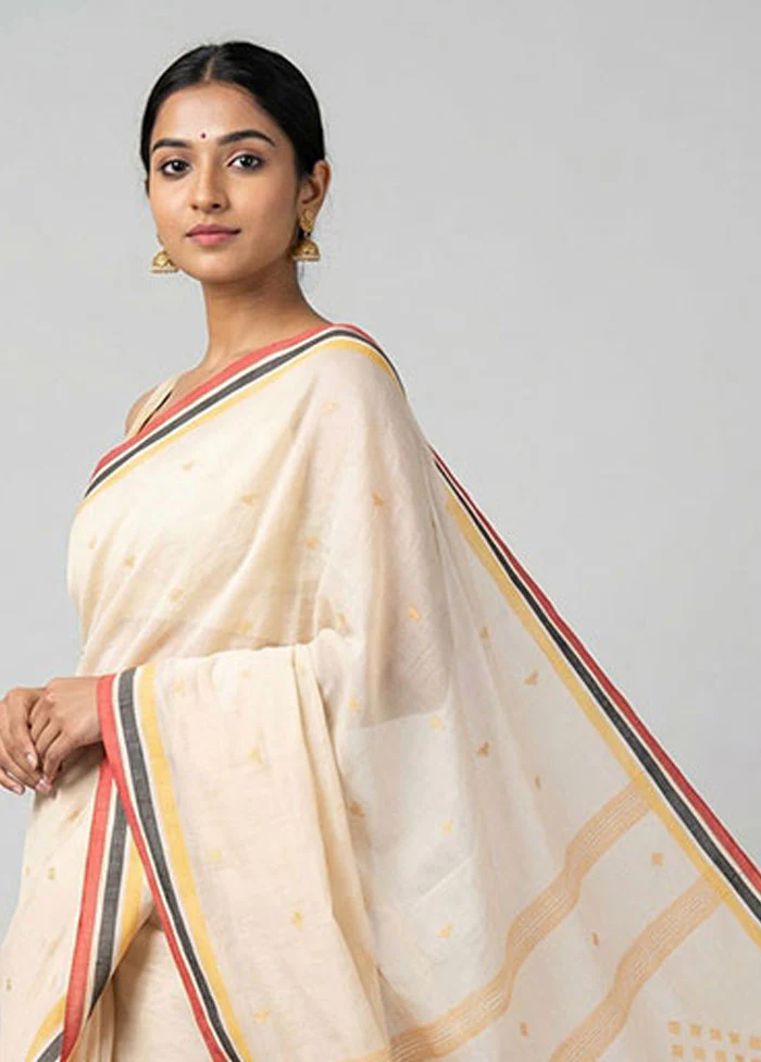 Cream Pure Cotton Saree With Blouse Piece - Image 2