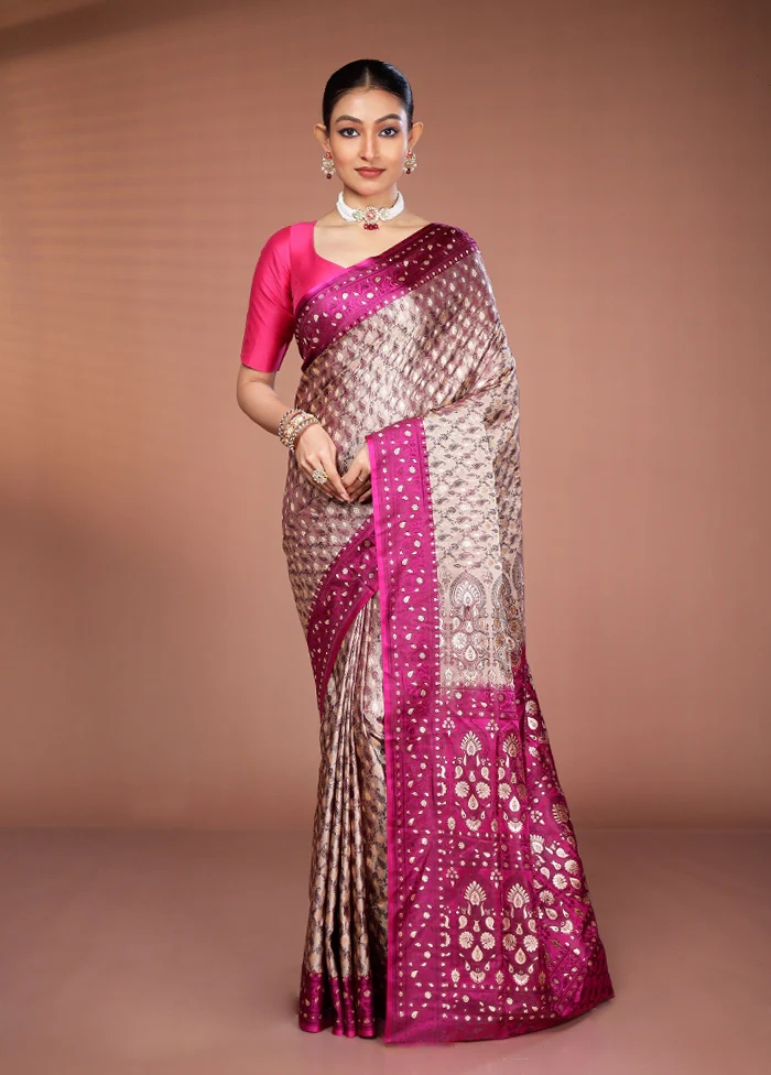 Cream Tanchoi Silk Saree With Blouse Piece - Image 2