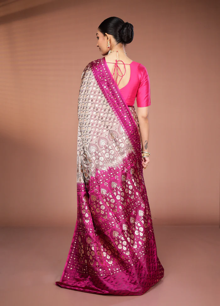 Cream Tanchoi Silk Saree With Blouse Piece - Image 3