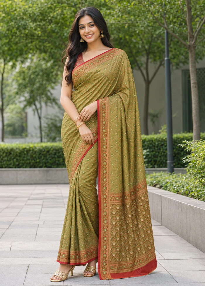 Cream Tanchoi Silk Saree With Blouse Piece
