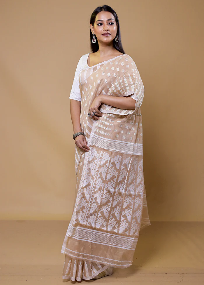Cream Tant Jamdani Saree Without Blouse Piece - Image 4