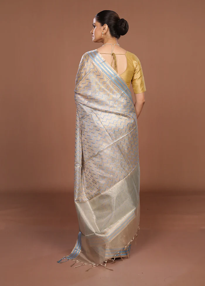 Cream Tissue Silk Saree With Blouse Piece - Image 3