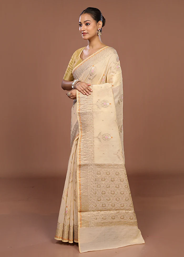 Cream Tissue Silk Saree With Blouse Piece - Image 4