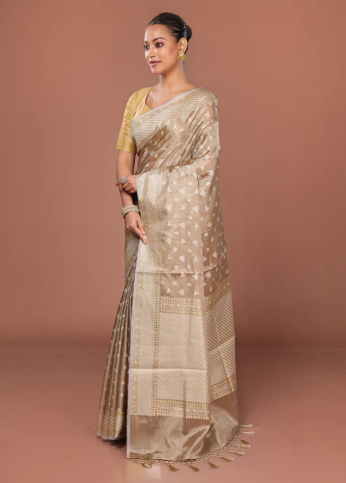 Cream Tissue Silk Saree With Blouse Piece - Image 4