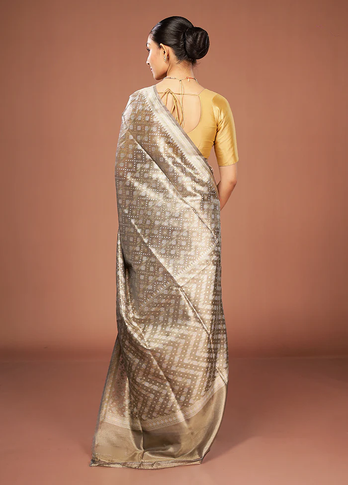 Cream Tissue Silk Saree With Blouse Piece - Image 3