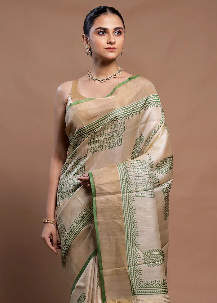 Cream Tussar Silk Saree With Blouse Piece - Image 2