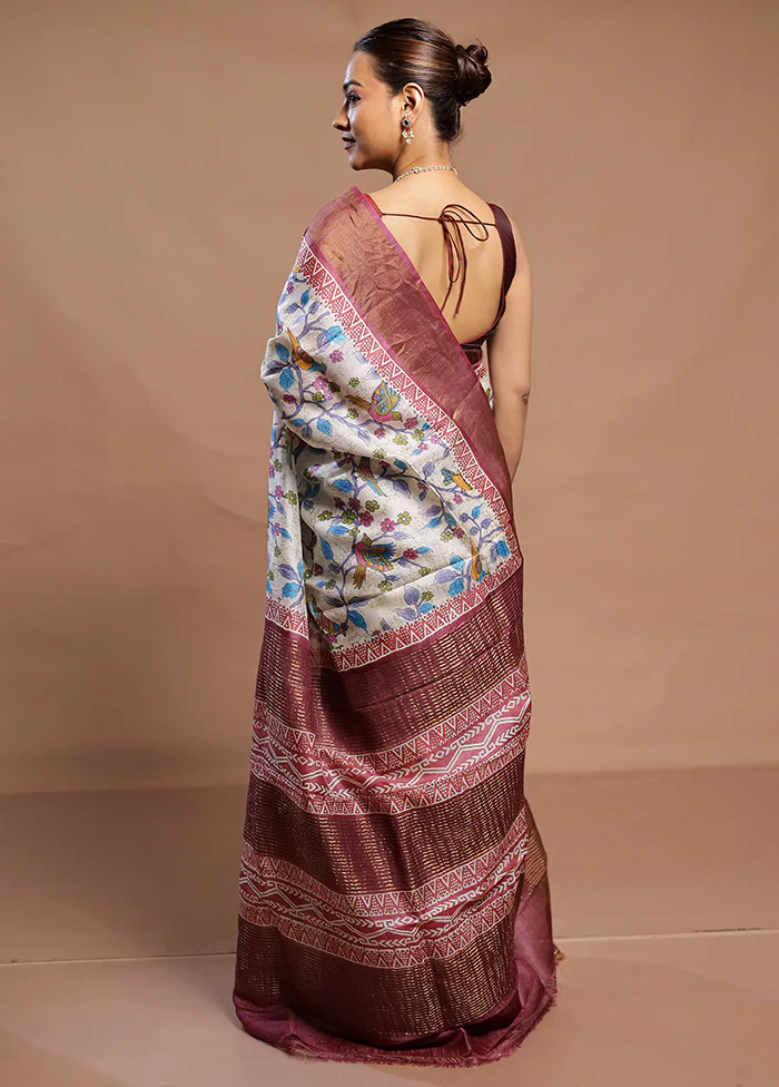 Cream Tussar Silk Saree With Blouse Piece - Image 3