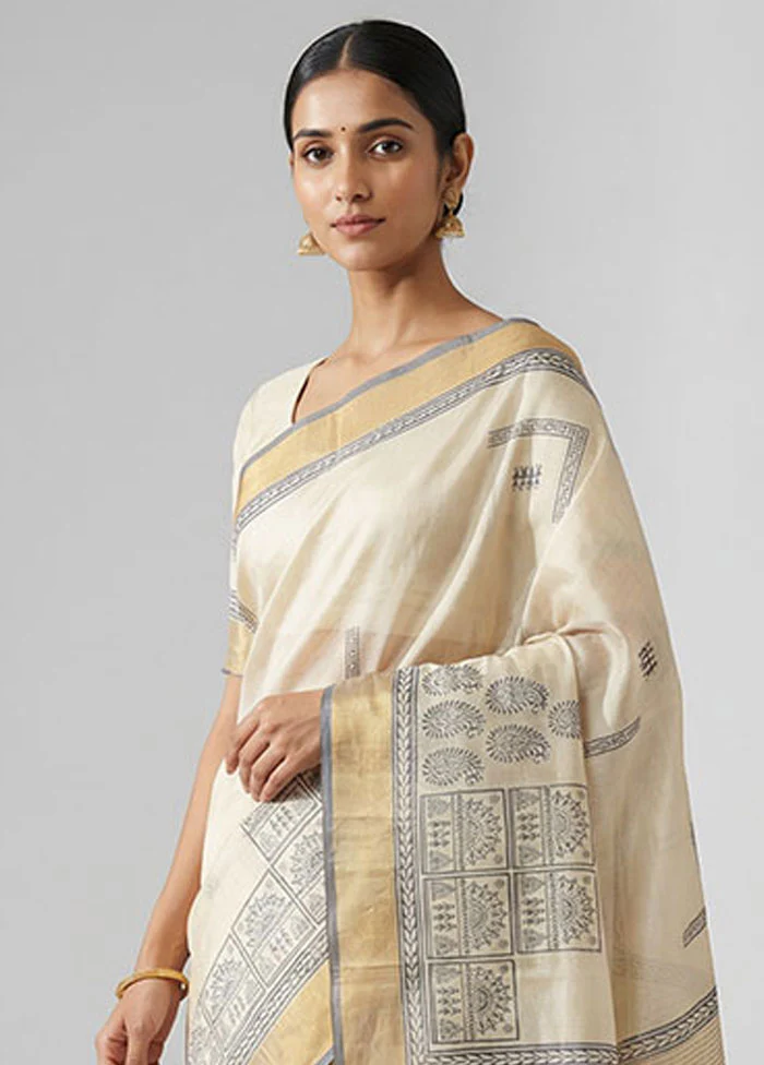 Cream Tussar Silk Saree With Blouse Piece - Image 2