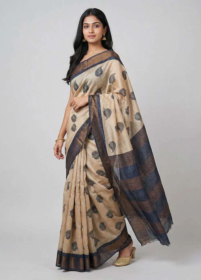 Cream Tussar Silk Saree With Blouse Piece
