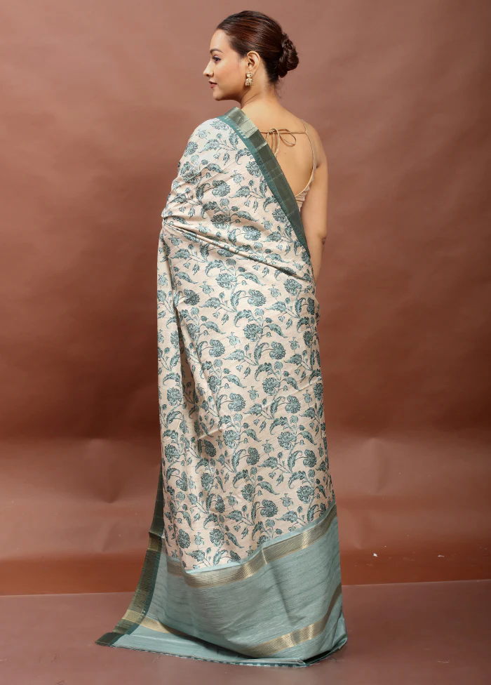 Cream Tussar Silk Saree With Blouse Piece - Image 3