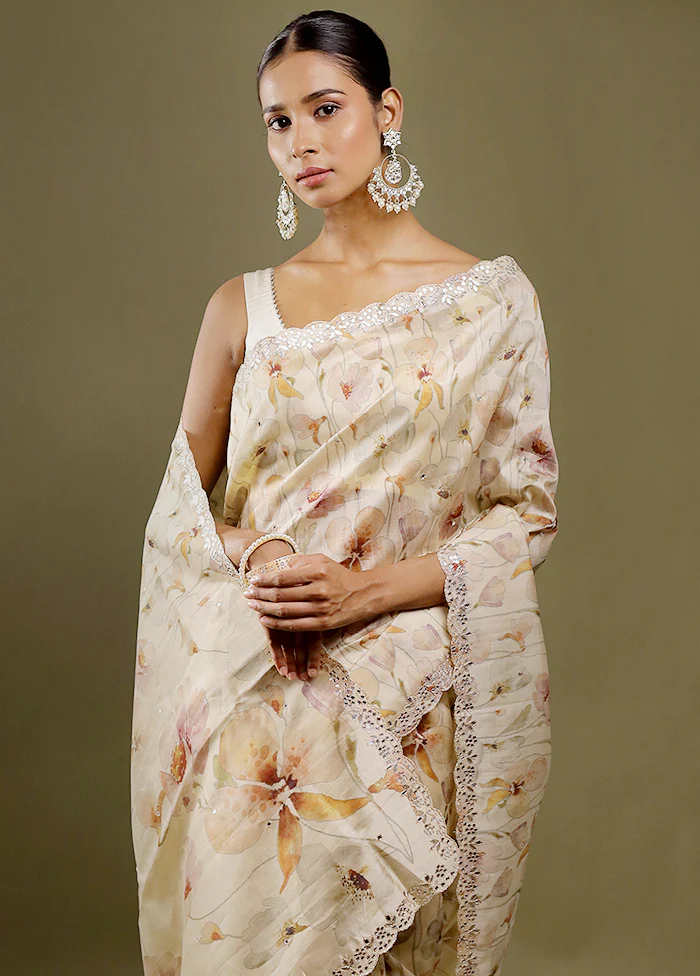 Cream Tussar Silk Saree With Blouse Piece - Image 3