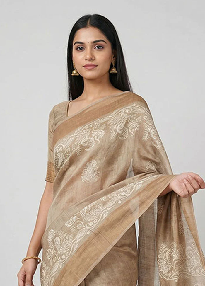 Cream Tussar Silk Saree With Blouse Piece
