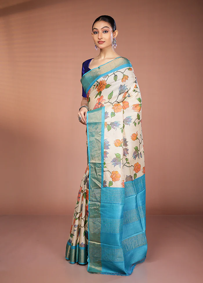 Cream Tussar Silk Saree With Blouse Piece - Image 4
