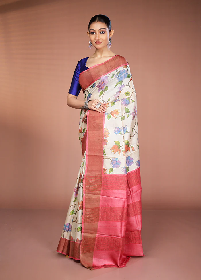 Cream Tussar Silk Saree With Blouse Piece - Image 4