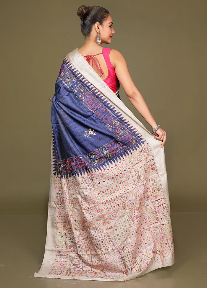 Cream Tussar Silk Saree With Blouse Piece - Image 3