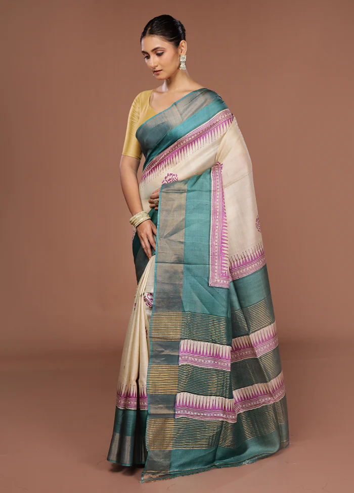 Cream Tussar Silk Saree With Blouse Piece - Image 4