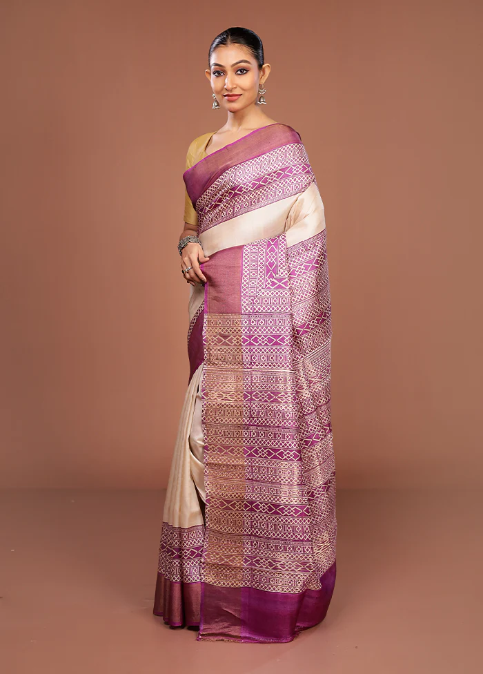 Cream Tussar Silk Saree With Blouse Piece - Image 4