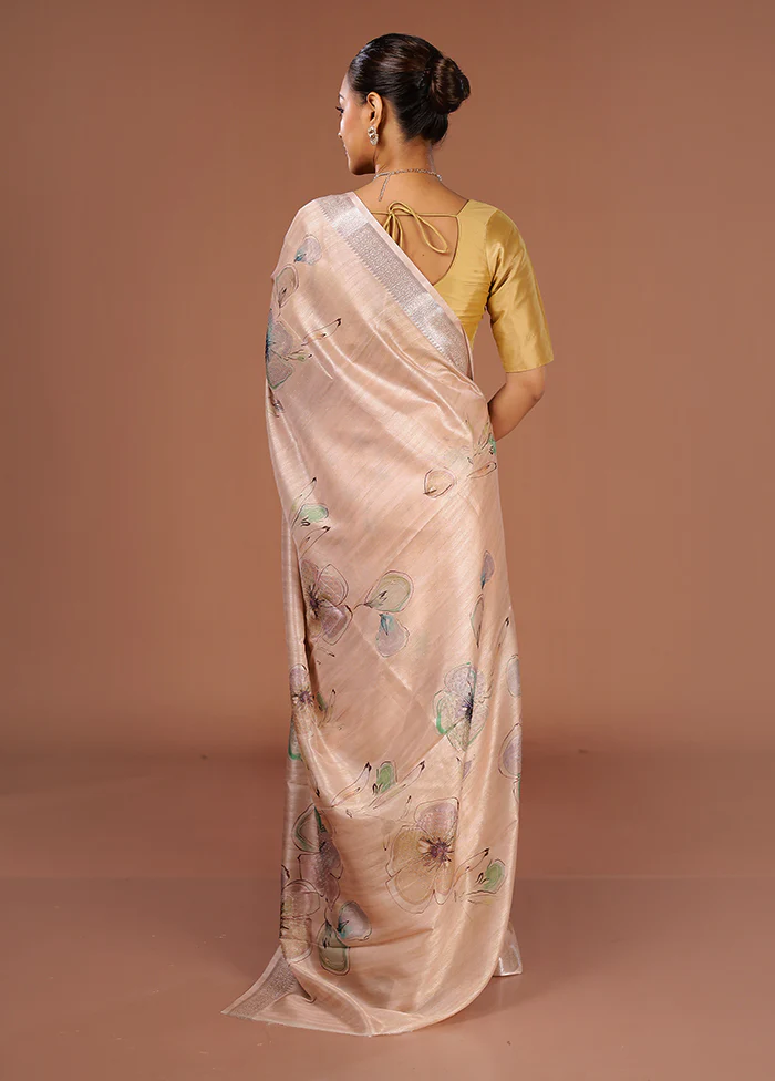 Cream Tussar Silk Saree With Blouse Piece - Image 3