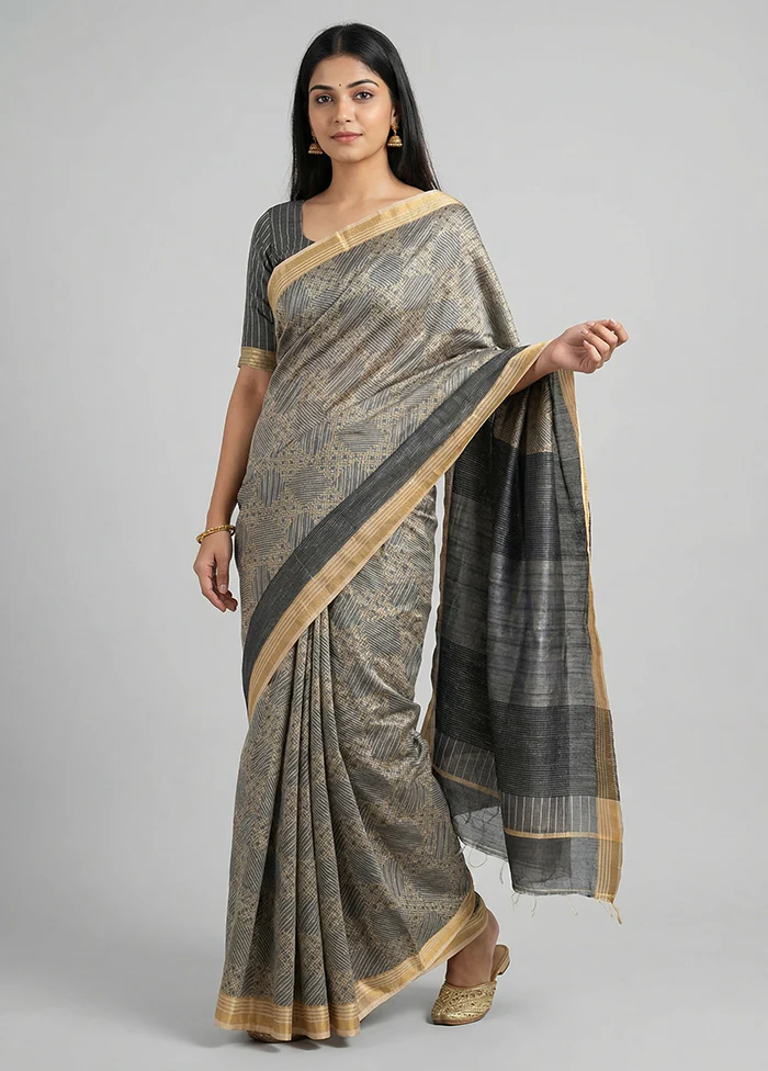 Cream Tussar Silk Saree With Blouse Piece