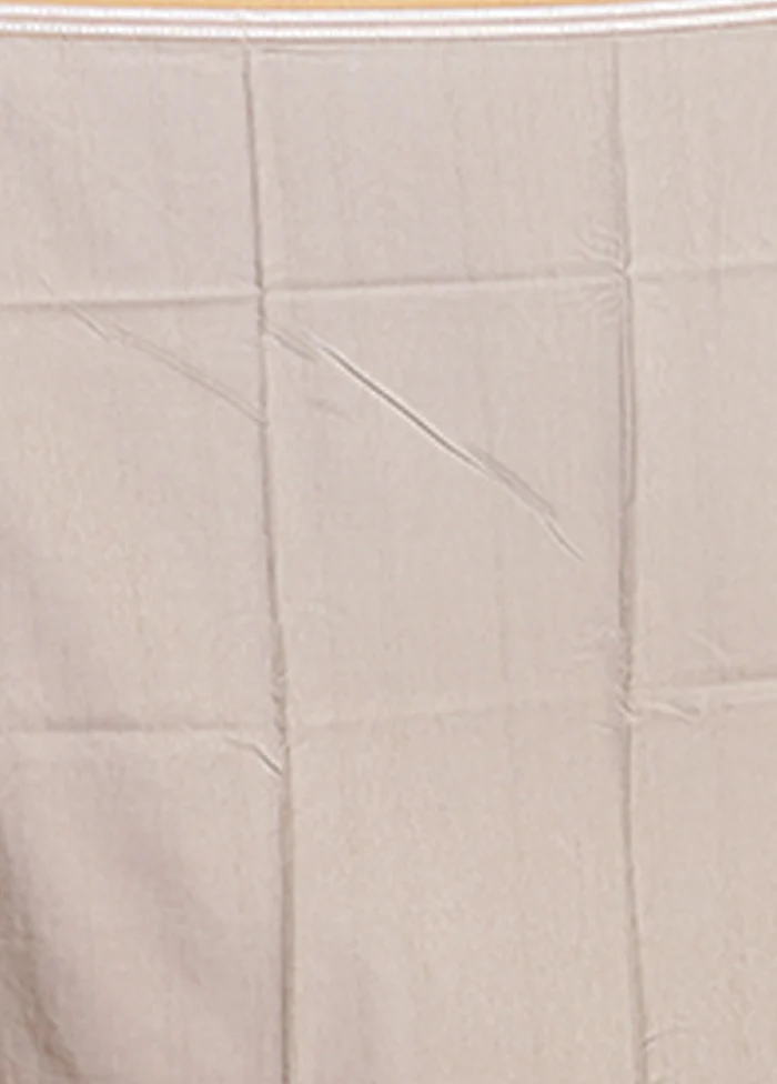 Cream Tussar Silk Saree With Blouse Piece - Image 5