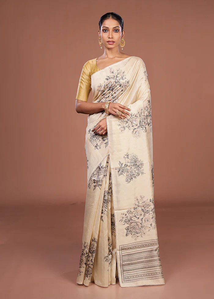 Cream Tussar Silk Saree With Blouse Piece - Image 2