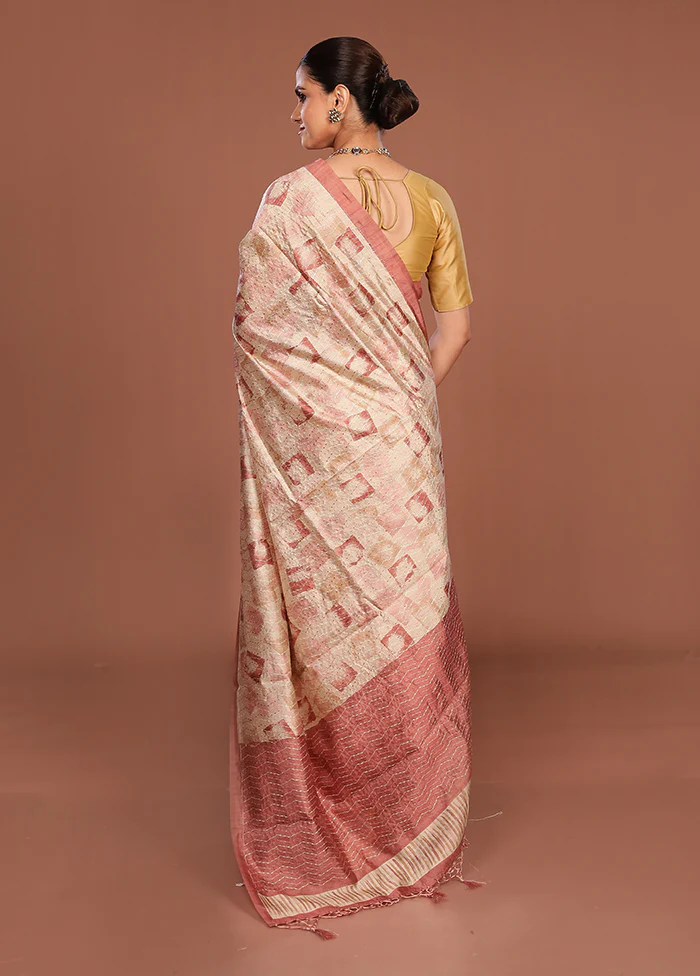 Cream Tussar Silk Saree With Blouse Piece - Image 3