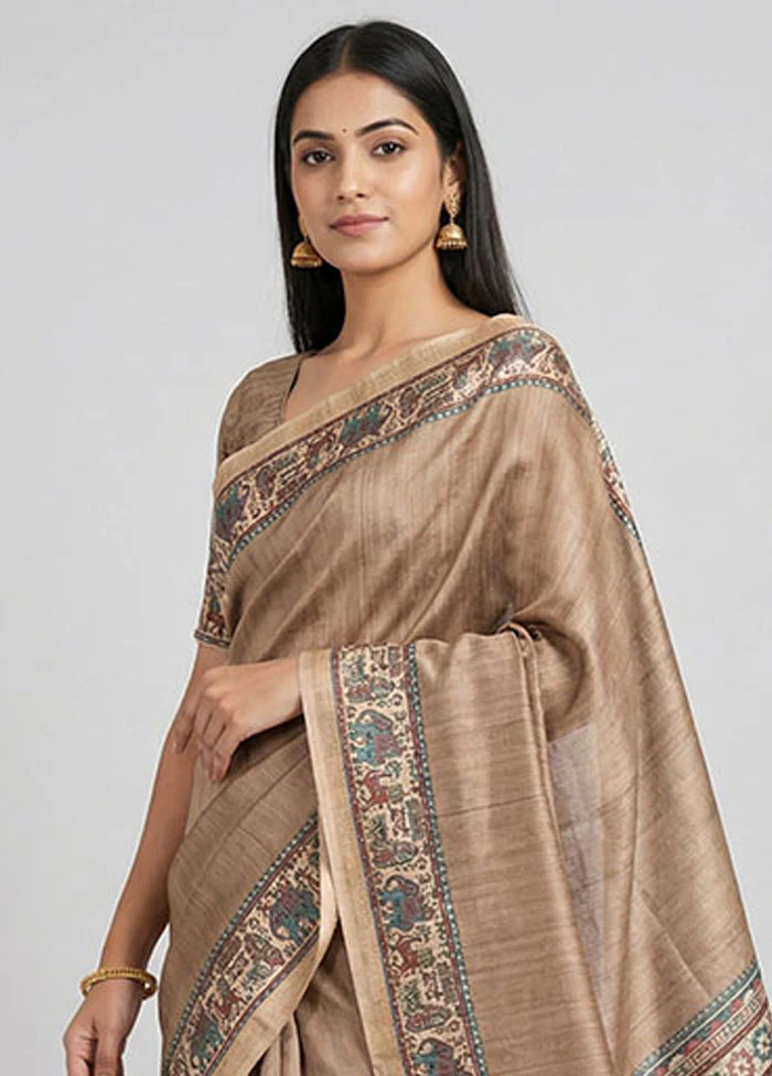 Cream Tussar Silk Saree With Blouse Piece - Image 2