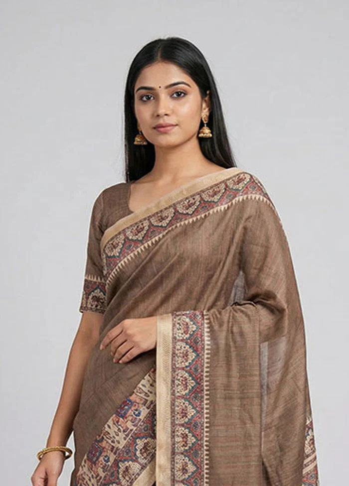 Cream Tussar Silk Saree With Blouse Piece - Image 2