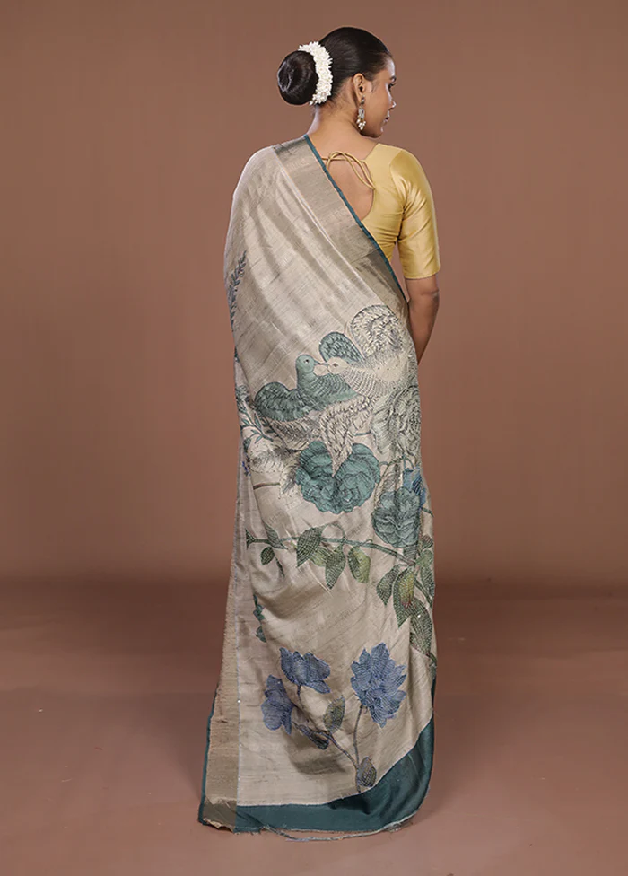 Cream Tussar Silk Saree With Blouse Piece - Image 3