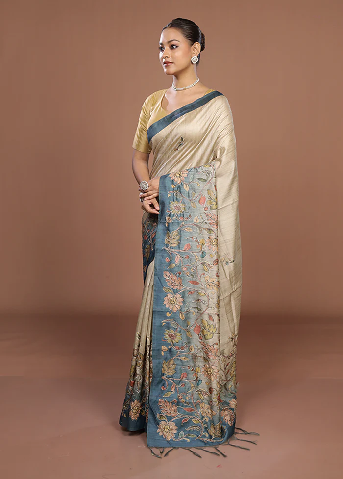 Cream Tussar Silk Saree With Blouse Piece - Image 4