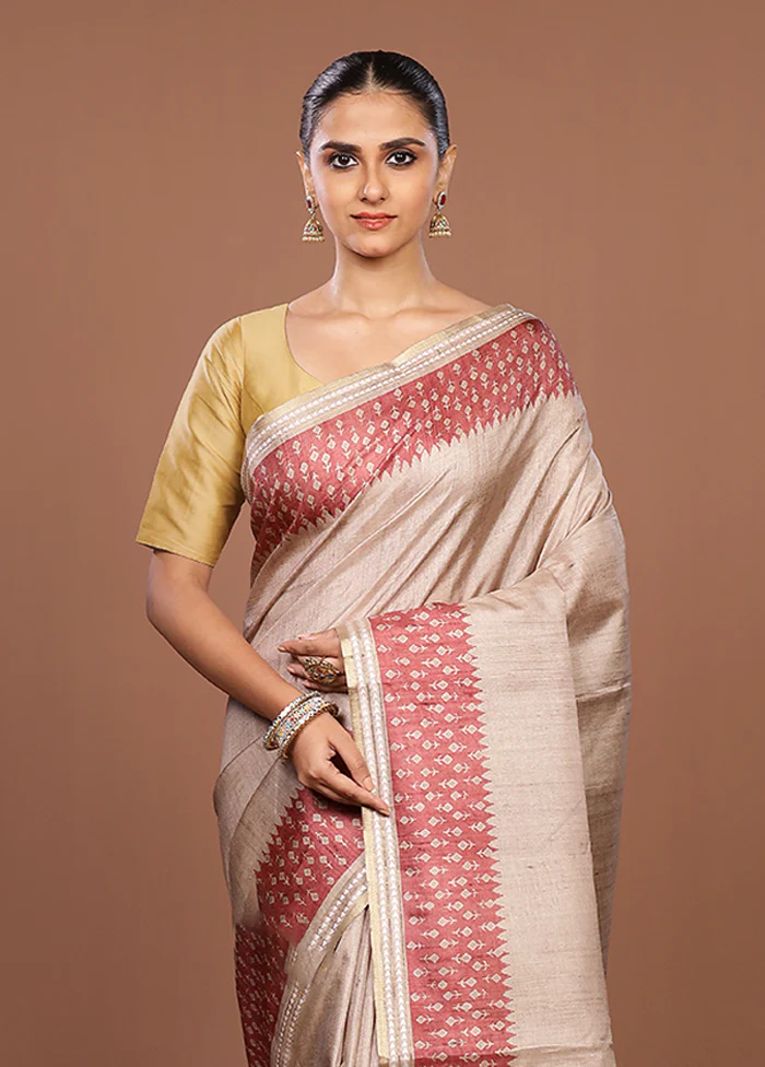 Cream Tussar Silk Saree With Blouse Piece