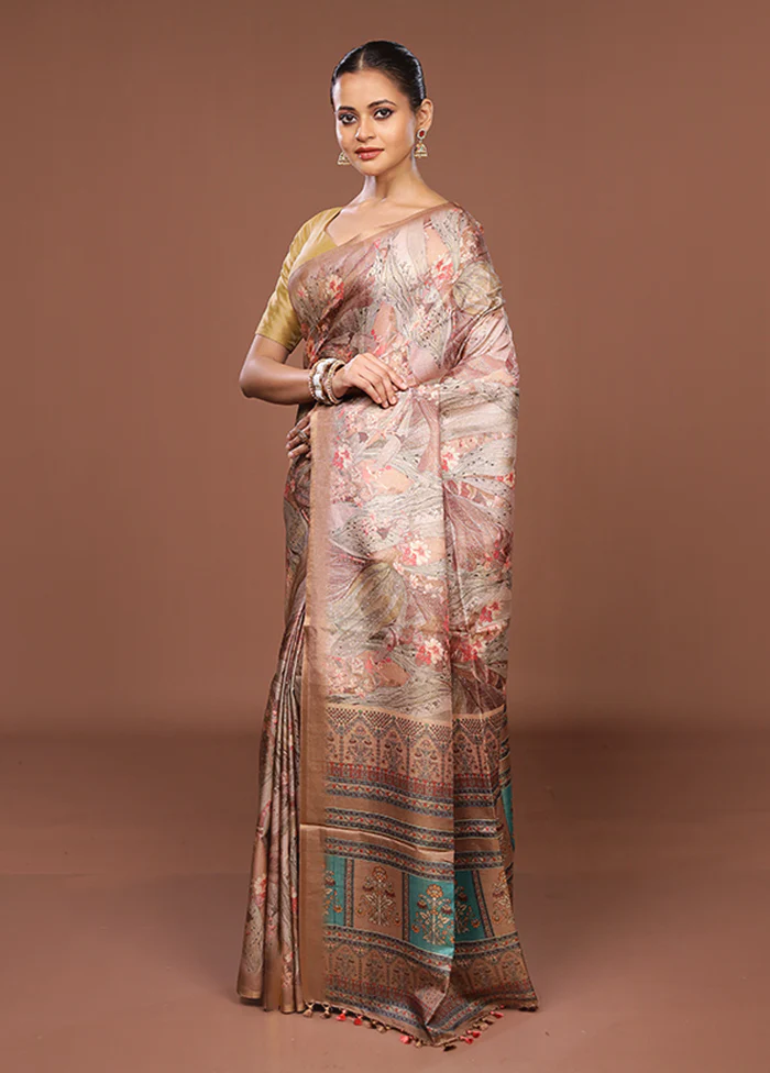 Cream Tussar Silk Saree With Blouse Piece - Image 4