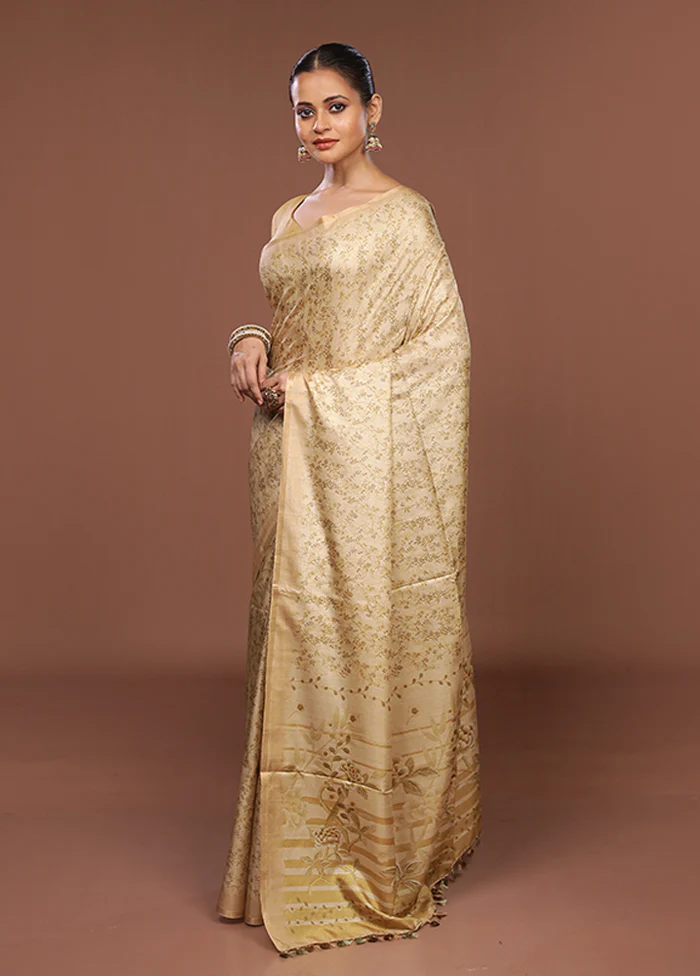 Cream Tussar Silk Saree With Blouse Piece - Image 4