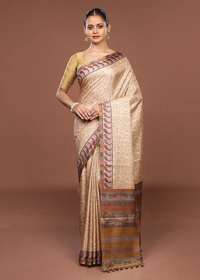 Cream Tussar Silk Saree With Blouse Piece - Image 2