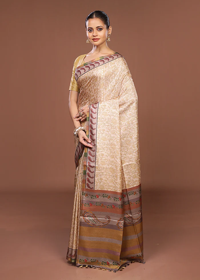 Cream Tussar Silk Saree With Blouse Piece - Image 4