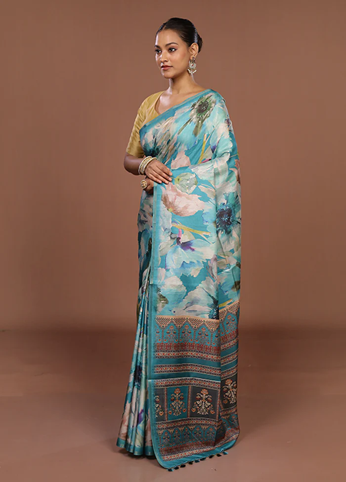 Cream Tussar Silk Saree With Blouse Piece - Image 4