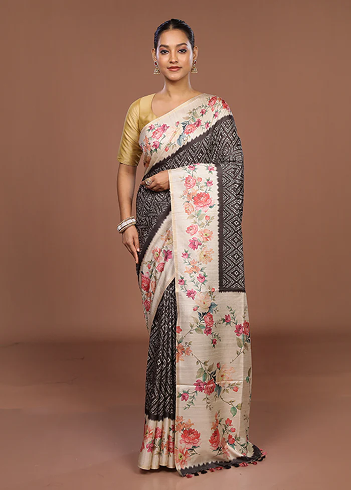 Cream Tussar Silk Saree With Blouse Piece - Image 2