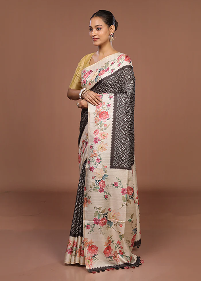 Cream Tussar Silk Saree With Blouse Piece - Image 4