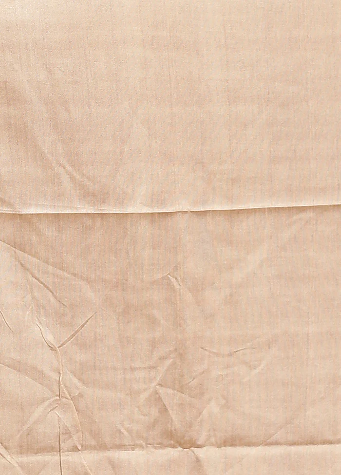 Cream Tussar Silk Saree With Blouse Piece - Image 5