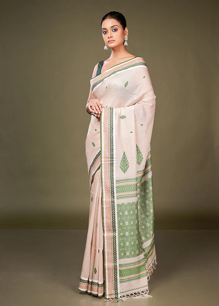 Cream Tussar Silk Saree With Blouse Piece - Image 4