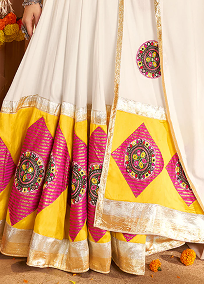 Cream Viscose Dupatta Lehenga Set - Image 3