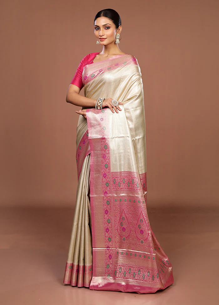 Gold Handloom Kanjivaram Pure Silk Saree With Blouse Piece - Image 4
